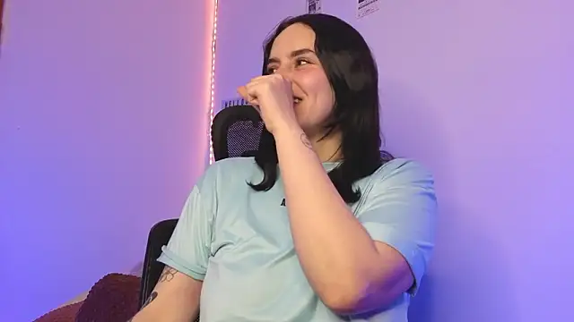 Emily_Lindey's cam snapshot