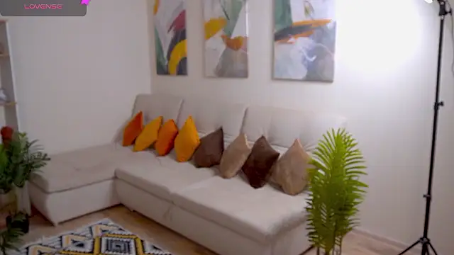 oliviabr0wn0's cam snapshot