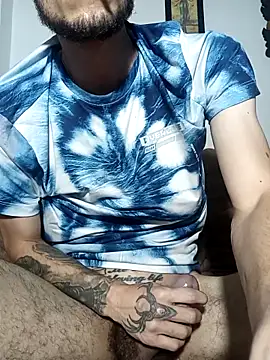 Clouer_glow16 live sex cam