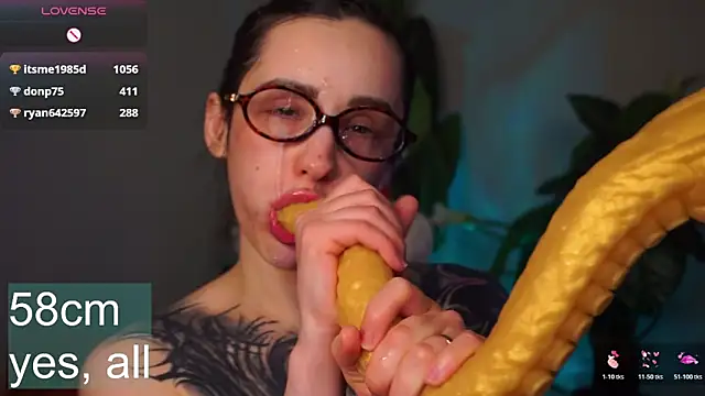 EvaCanton's cam snapshot