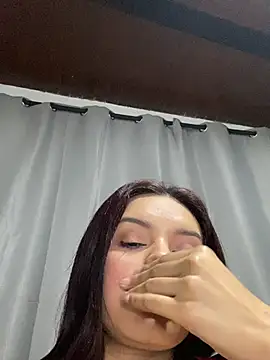Melanyprada live sex cam