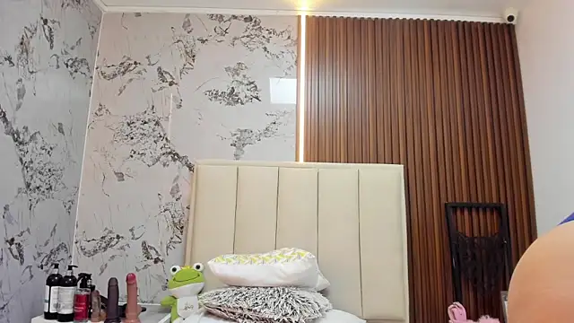 MADISON_ROWAN1's cam snapshot