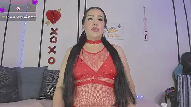 yelenaowens's cam snapshot