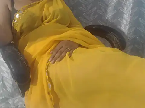 cute-priy live sex cam