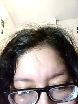 KittyLesly live sex cam