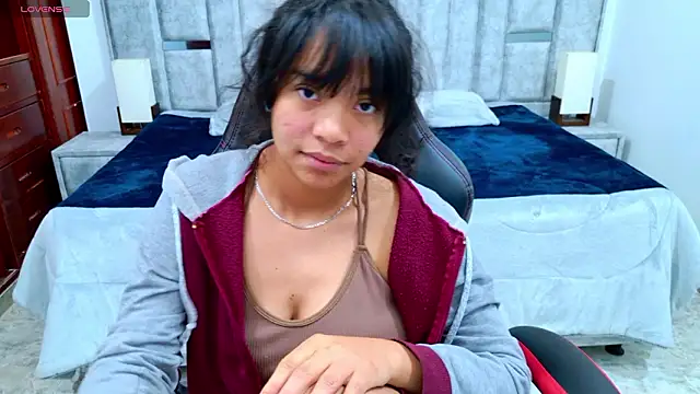 laureentt_'s cam snapshot