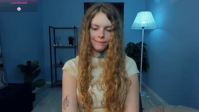 RayaNenlia's cam snapshot