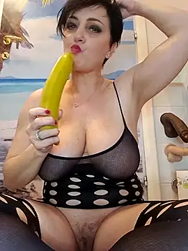 lucillabollente's cam snapshot