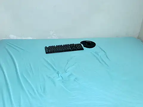 MILANGELA25's cam snapshot