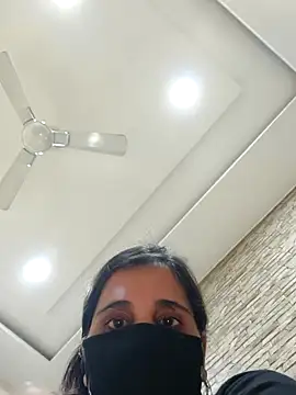 tinaarora's cam snapshot