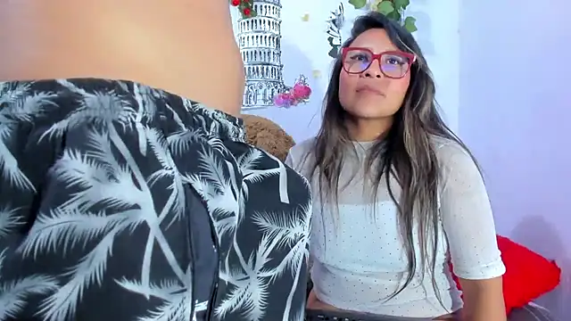 NataliaAndJulliam's cam snapshot