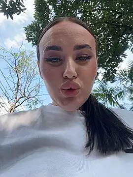 KiraSunshine's cam snapshot