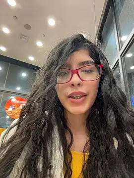 dani_bela's cam snapshot