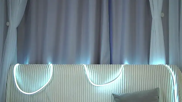 KarriBrownd's cam snapshot