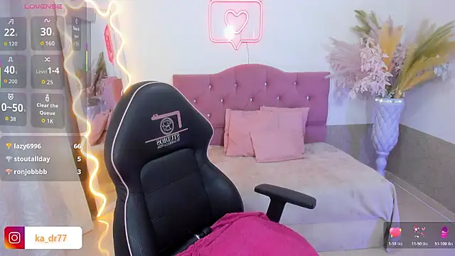 kendra_tay's cam snapshot