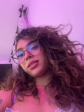 Samantha_Bernardo's cam snapshot