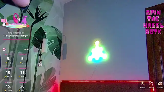 RubyValen live sex cam