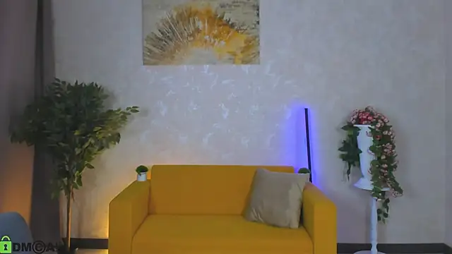 FlirtyAura's cam snapshot