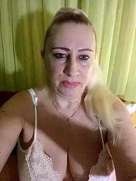 Esenia505 live sex cam