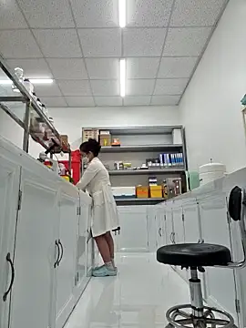 HinaLovely live sex cam