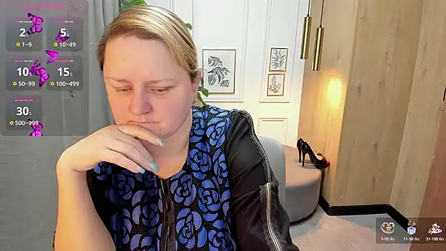 ScarlettSoft live sex cam