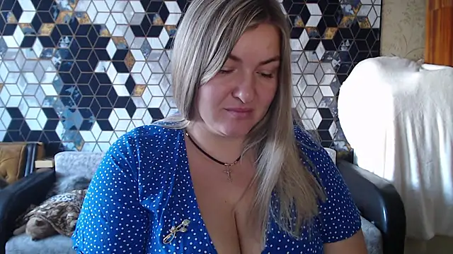 NikaSkylink's cam snapshot