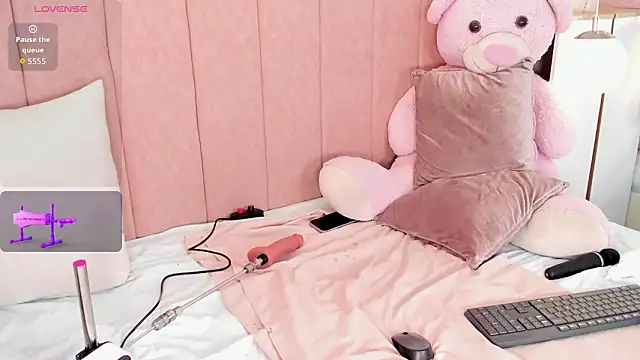 ayelen_spacee's cam snapshot