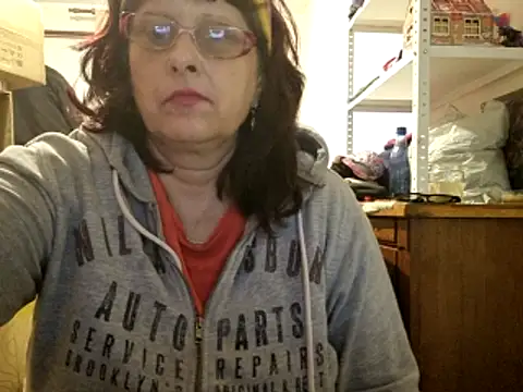 Samantha_Squirt@xh live sex cam