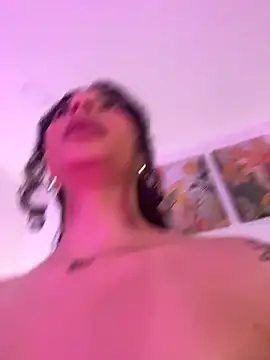 IrinaBlanc's cam snapshot