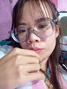 __Mai-love19__'s cam snapshot