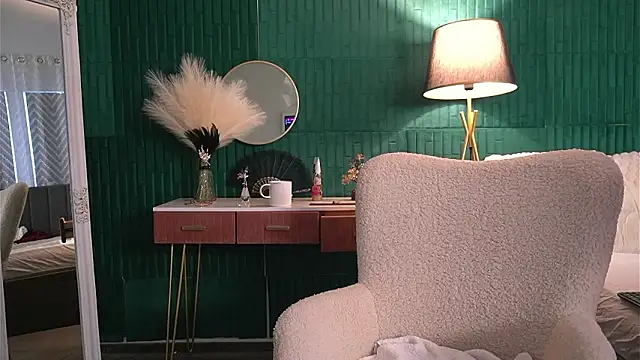 HaileyMoonn's cam snapshot