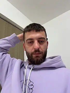 Pablo_Hornyguy95 live sex cam