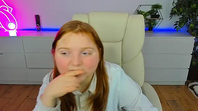 KattyRose8's cam snapshot