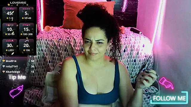 _naughty_milf's cam snapshot