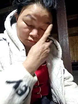 yoowwmr's cam snapshot