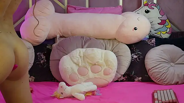 rianaaross's cam snapshot