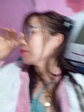 __Mai-love19__'s cam snapshot