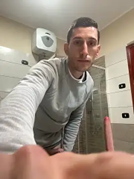 Gionnytav live sex cam