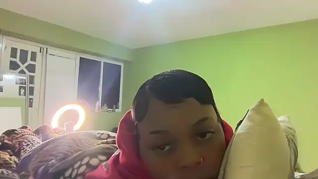 PrettyGirlMercedes's cam snapshot