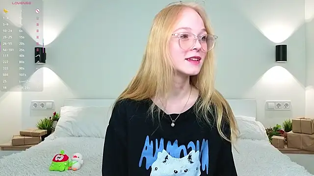 GhisllaineWestler's cam snapshot