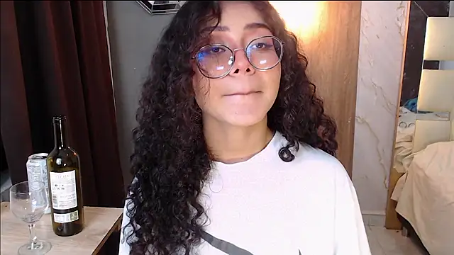 honeymoon_12's cam snapshot