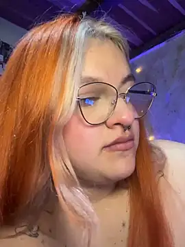 Sophia_Weest99's cam snapshot