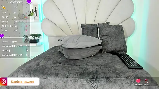 Danielaangelina live sex cam