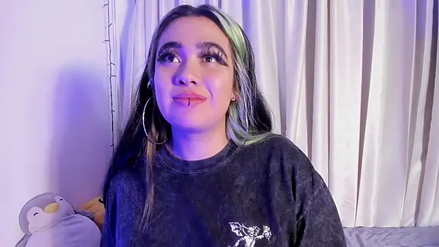 Lilith_Zenith_'s cam snapshot