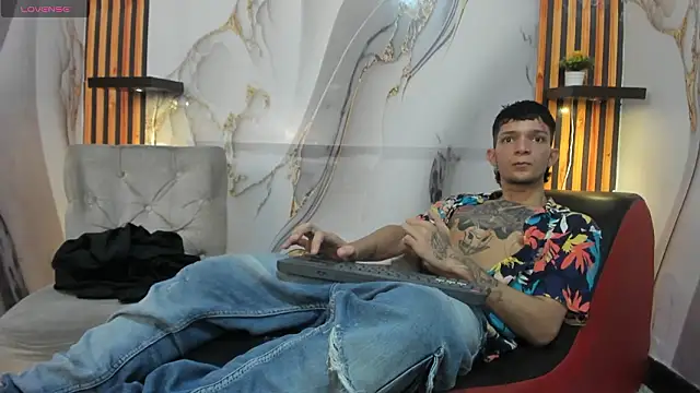 Straight_Guy22's cam snapshot