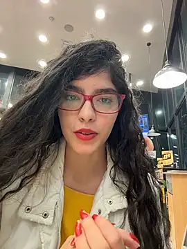 dani_bela's cam snapshot