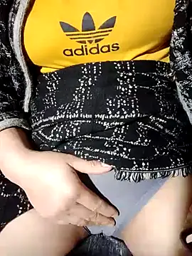 embe889's cam snapshot