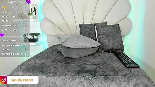 Danielaangelina live sex cam