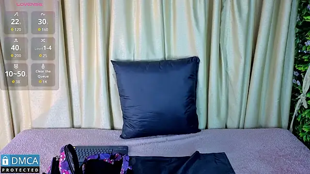 ahsly_Zam's cam snapshot