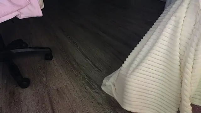 Ella_lee15's cam snapshot